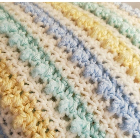 Striped Chunky Knit Baby Blanket Cozy Soft Throw - Picture 7 of 8